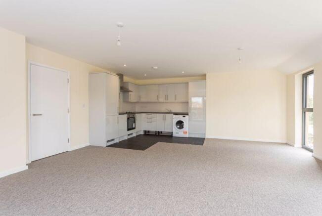 Living / Kitchen