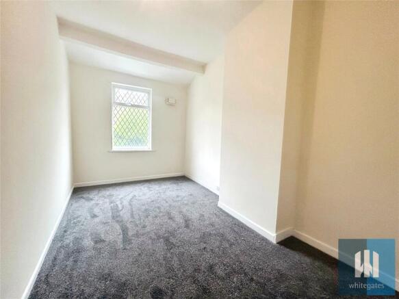 2 bed End of Terrace to rent Image 9