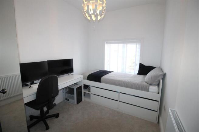 Park Rd, 50A, bed 4.JPG