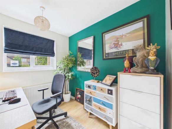 2 bed Apartment for sale Image 10