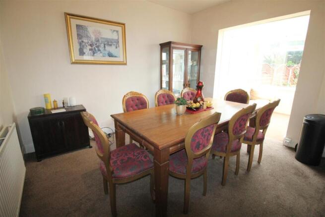 Curzon Road, 179, dining room.JPG