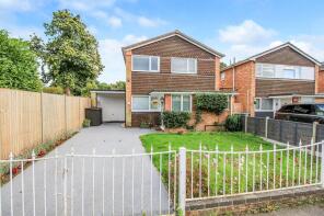 31, Pine Drive, Southampton SO18 5RQ