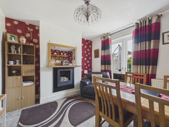 3 bed Semi-Detached for sale Image 7