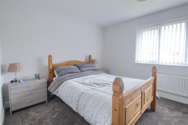 2 bed Semi-Detached for sale Image 8