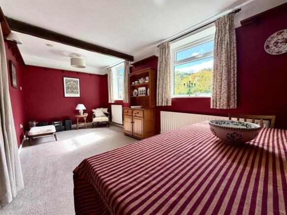 3 bed Semi-Detached for sale Image 7