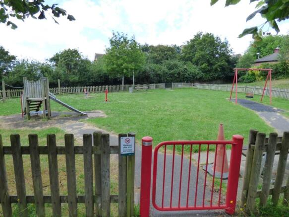 PLAY PARK