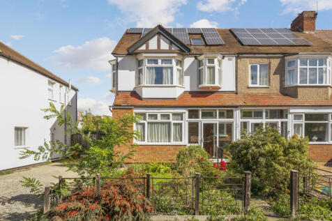 Westway, Raynes Park, SW20