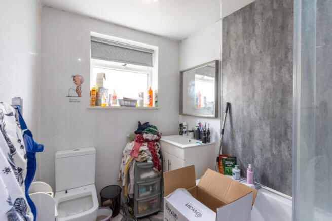 2 bed Terraced for sale Image 5