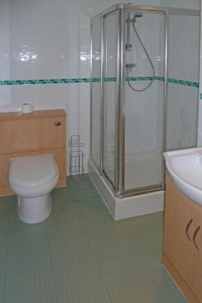 2 bed Flat for sale Image 6