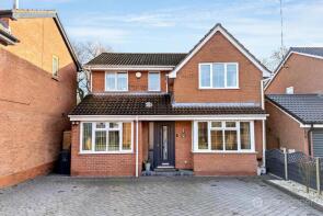 24, Dickens Close, Nuneaton CV10 9SQ