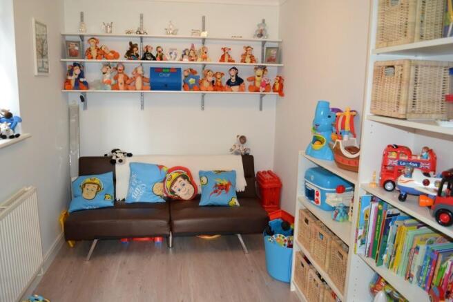 Photo 8