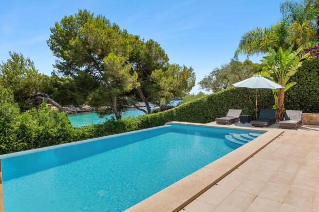 Pool (2)