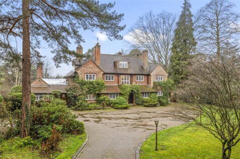 South Ridge, St George's Hill, Weybridge, Surrey, KT13
