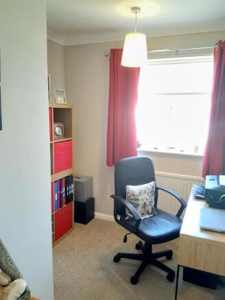 Bedroom/Study