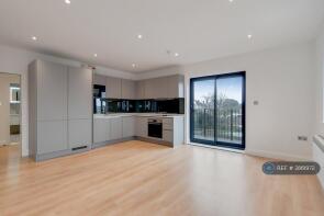 24, Gunnersbury Avenue, London W5 3QL