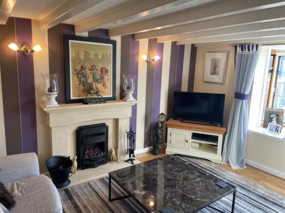 New sitting room.jpg