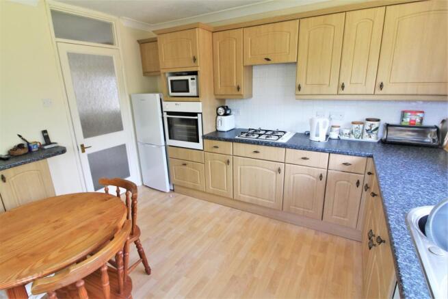 KITCHEN BREAKFAST ROOM