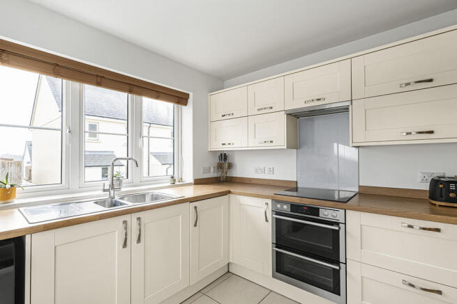 Kitchen (2)