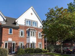 10, Stratheden Place, Reading RG1 7BH