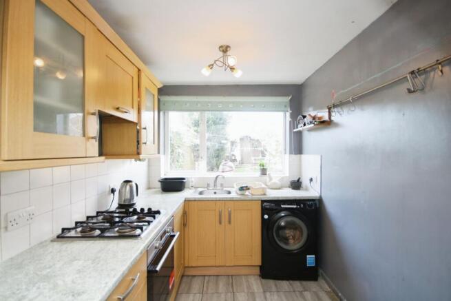 214dd29b-Kitchen 202.JPG