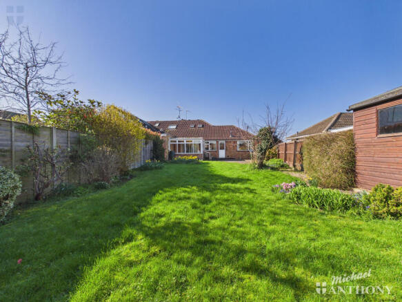 CAM03852G0-PR0577-STILL007