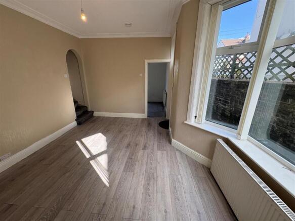2 bed Semi-Detached for sale Image 7
