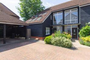 8, Goodchild Square, Odiham, Hook RG29 1FA