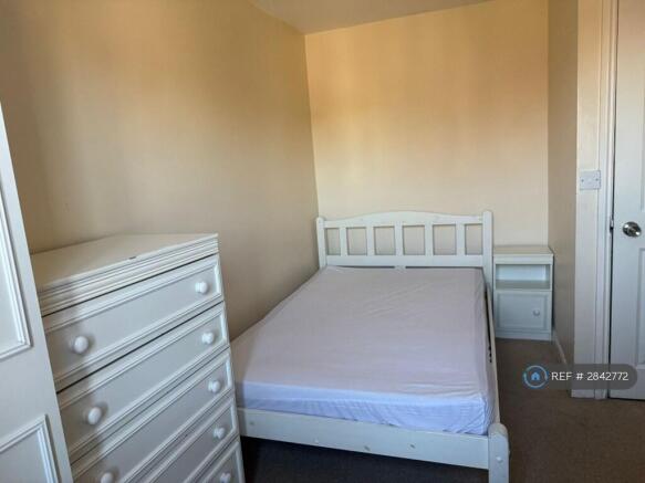 Ff1 Double Bedroom4