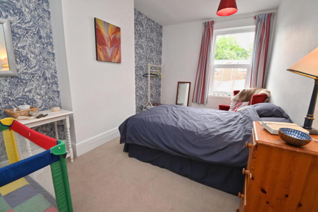 4 bed Terraced for sale Image 12