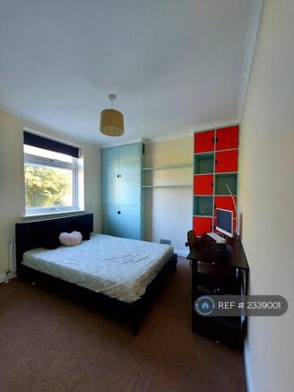 Rear Double Bedroom Overlooking Garden