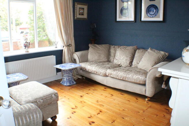 SITTING ROOM
