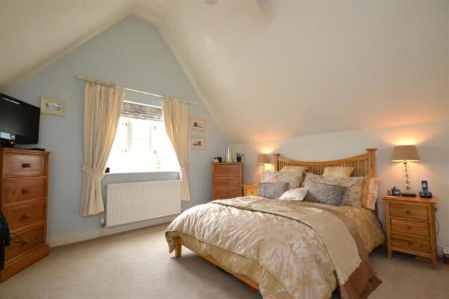 Master Bedroom.jpg