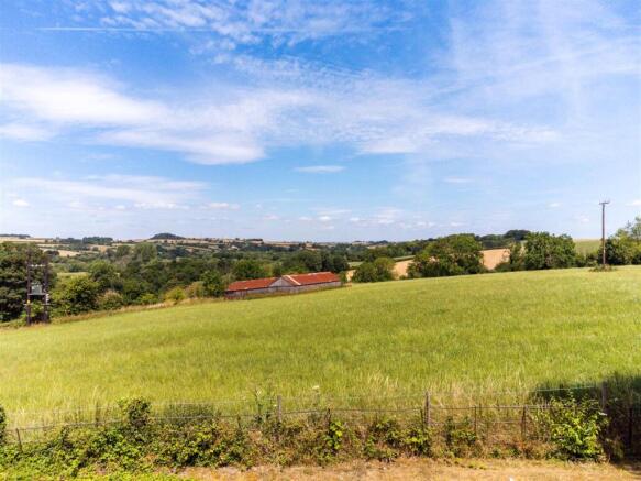 95037_19 Little Dean Court Winton Hill (29).jpg