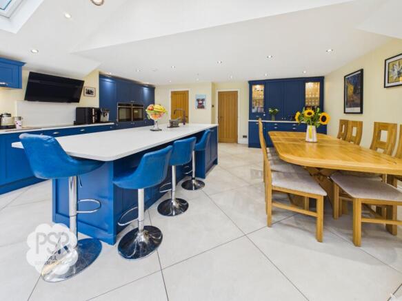 Kitchen / Diner