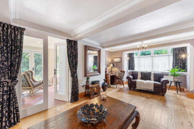 5 bed Semi-Detached for sale Image 7