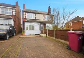 64, Station Road, Pilsley S45 8BG