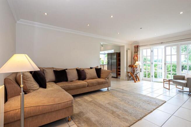 Dining/Living Room 