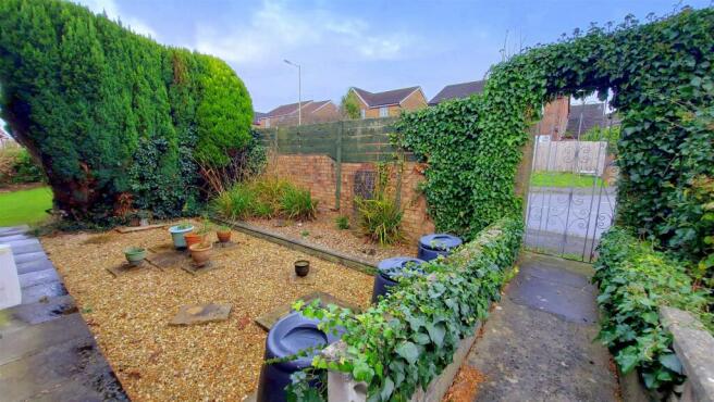 Side Gardens