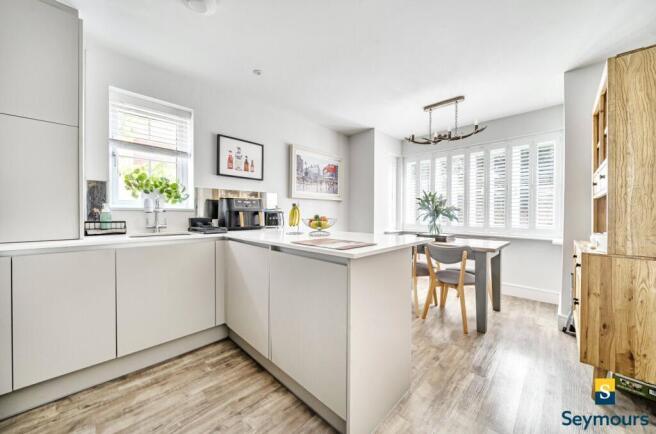 Kitchen/Dining