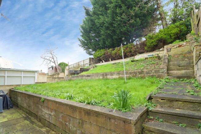 3 bed Semi-Detached for sale Image 11