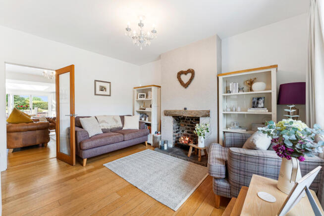 10 BROAD LANE-59.jpg