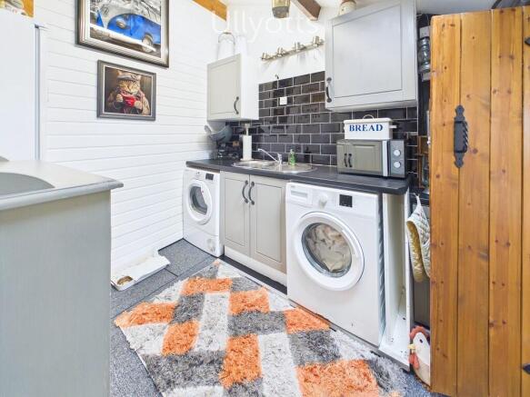 4 bed Terraced for sale Image 7