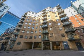 Flat 10, Projection West, Merchants Place, Reading RG1 1ET