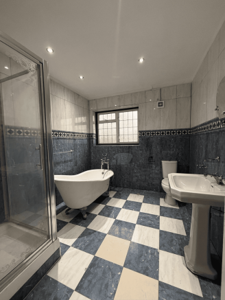 BATHROOM ONE