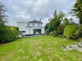 76, Flemming Avenue, Leigh-on-sea SS9 3AX