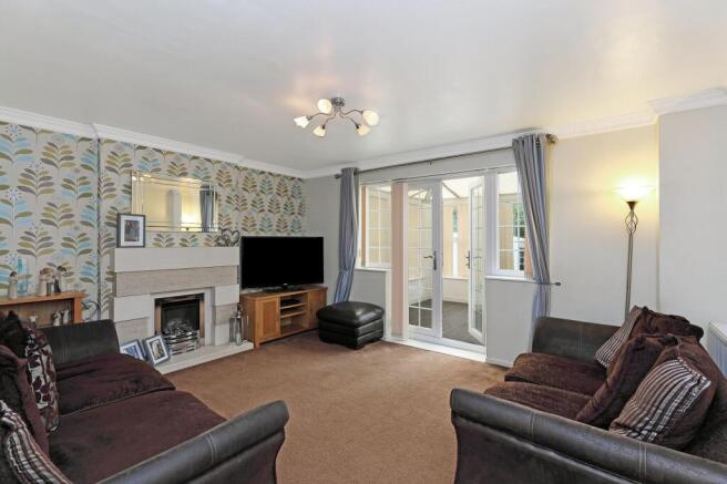 4 bed Detached for sale Image 4