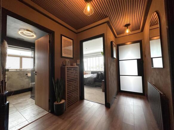 Inviting Reception Hall 963