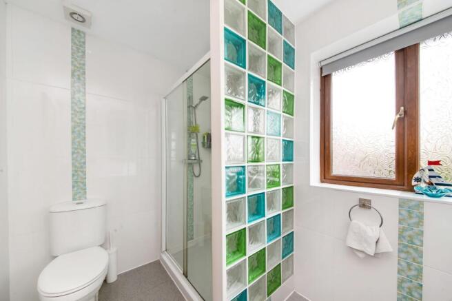 BEDROOM ONE EN-SUITE