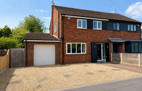 Chatsworth Road, Wilmslow, SK9