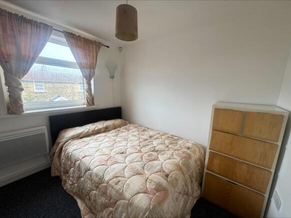 2 bed Flat to rent Image 6